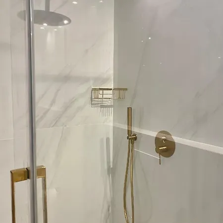 Golden Mile Front Line *