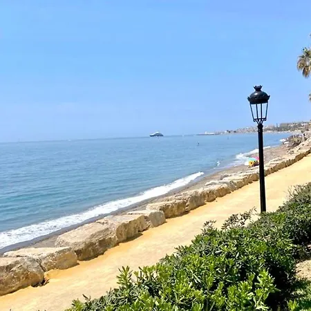 Golden Mile Front Line דירה