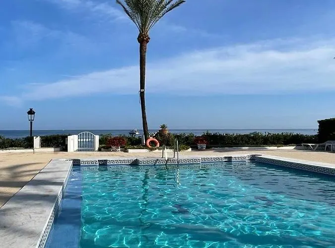 Golden Mile Front Line *